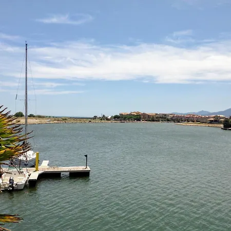 Marina Sur Presqu'ile Des Capellans