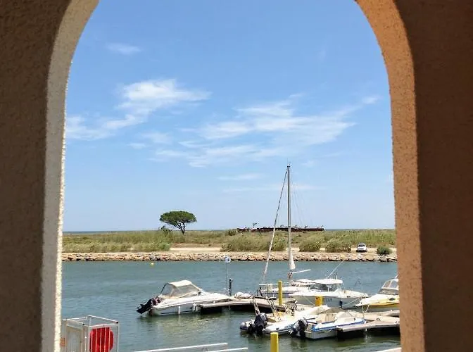 Marina Sur Presqu'ile Des Capellans *