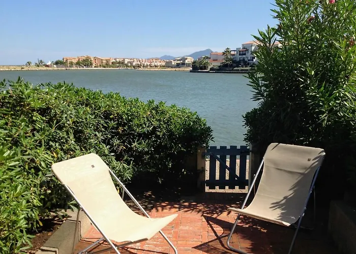 Casa de Férias Marina Sur Presqu'ile Des Capellans Saint-Cyprien (Pyrenees-Orientales)