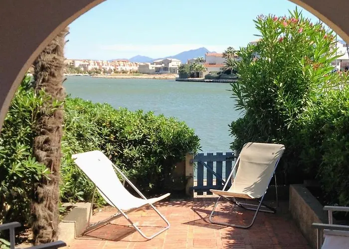 Marina Sur Presqu'ile Des Capellans Casa de Férias Saint-Cyprien (Pyrenees-Orientales)